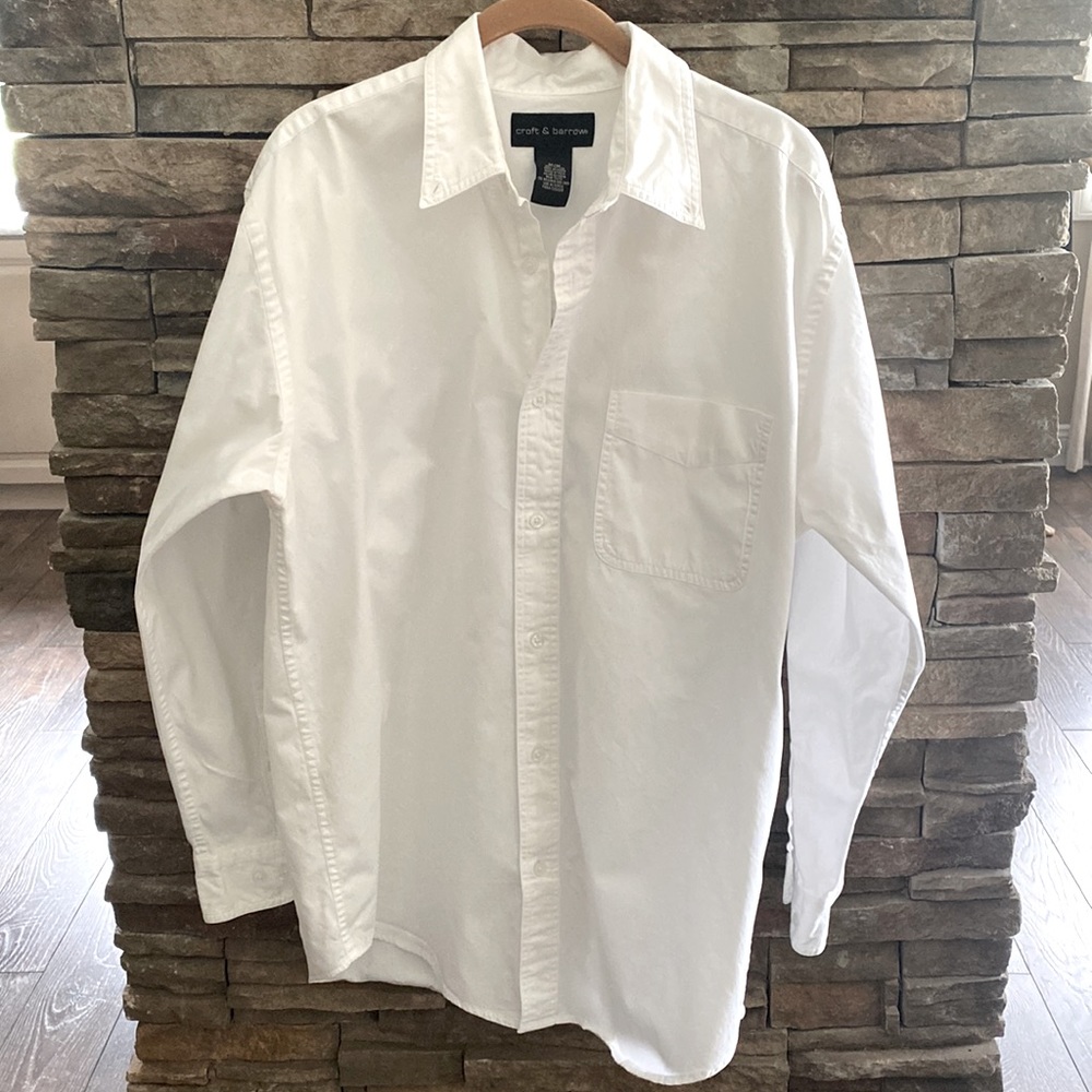 Croft & Barrow Long Sleeve Button Down Size Medium